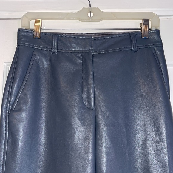 Aritzia Babaton Command Cropped Vegan Leather Pant - Gray/Size 4 - Picture 2 of 7